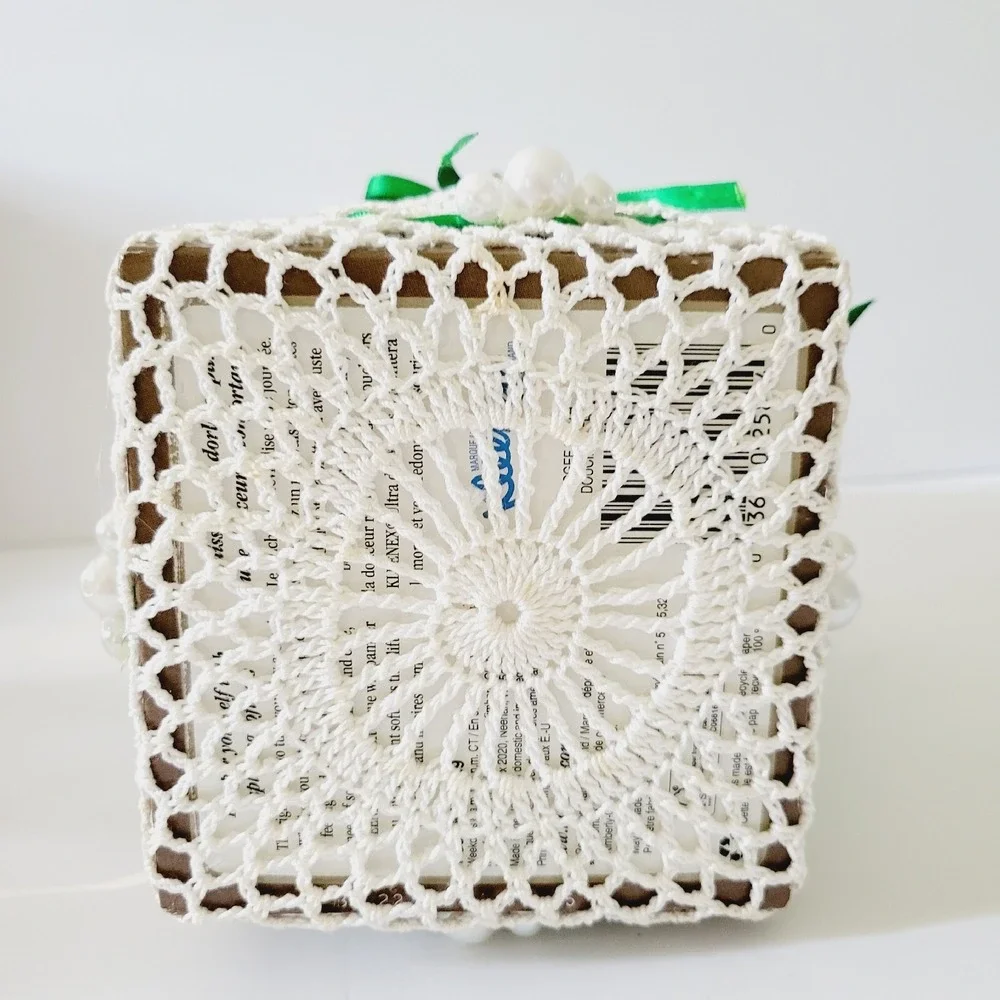 White Crochet Tissue Box Cover With Roses Green Ribbon Holiday MCM BOHO Country